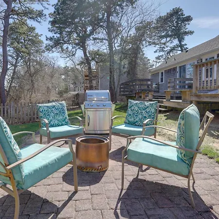 Swan River Views, Bbq Ready West Dennis Home